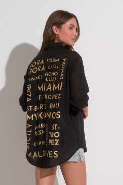 ELAN Button down beachy linen shirt with gold graphic